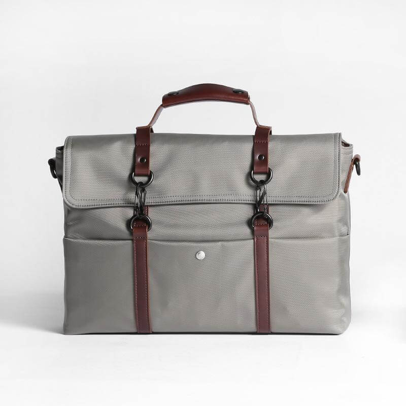 2 Way Briefcase To Make You Look Like A True Professional