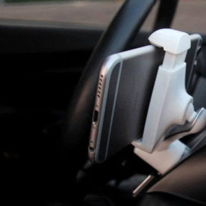 360 Rotatable Car Vent Phone Mount That Keeps Your Phone Away From Cool Or Hot Air