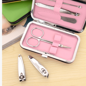 7 Pcs Nail Clipper Kit In Pink