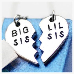 Big Sis Lil Sis Pendant Set