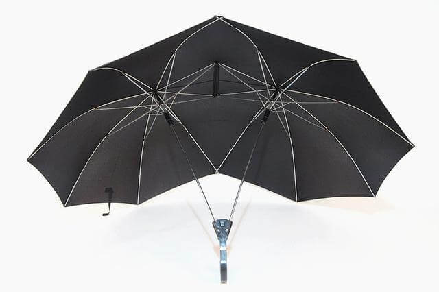 Creative Fashion Two Pole Couple Umbrella