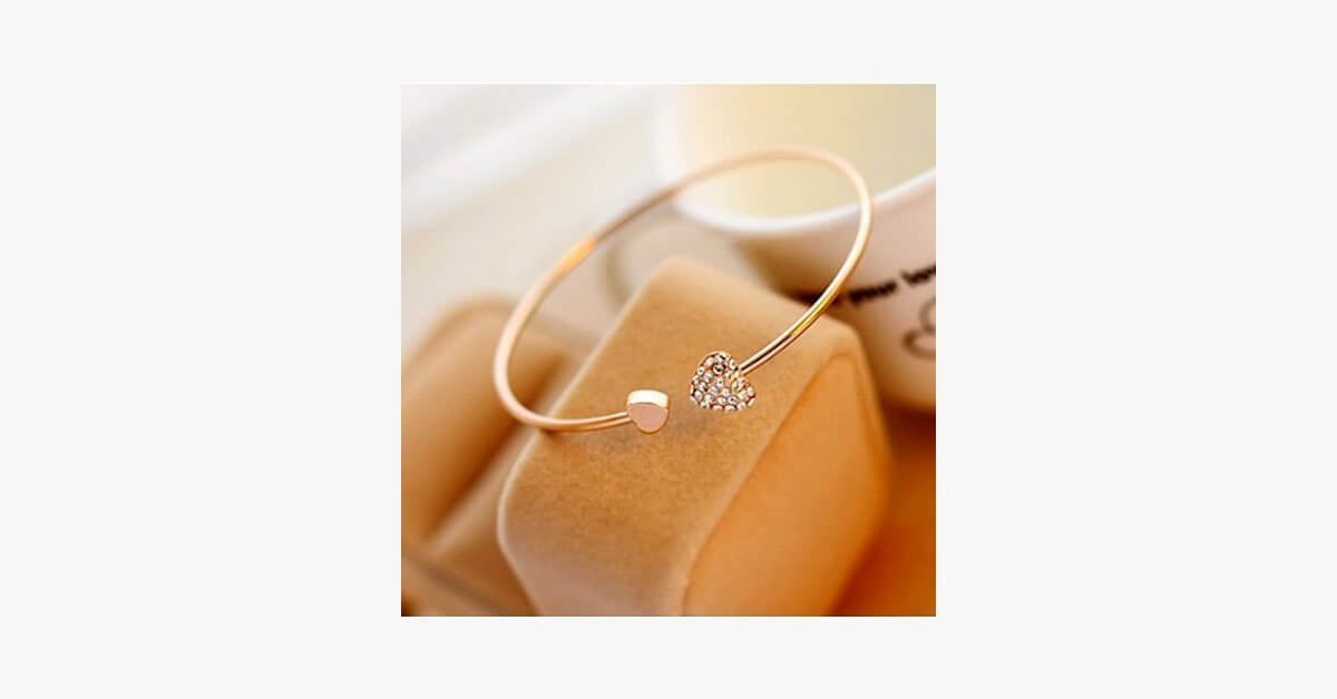 Crystal Heart Bangle