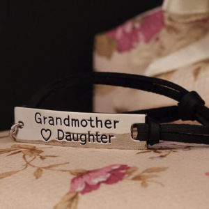 Grandmother Love Daughter Leather Strap Bracelet