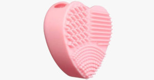 Heart Shape Silicone Cosmetic Brush Cleaner Board Convenient And Easy To Use Gently Cleans Your Brushes