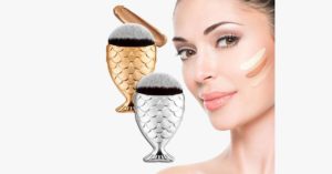Pair Of Fishtail Brushes Providing Your Flawless Coverage