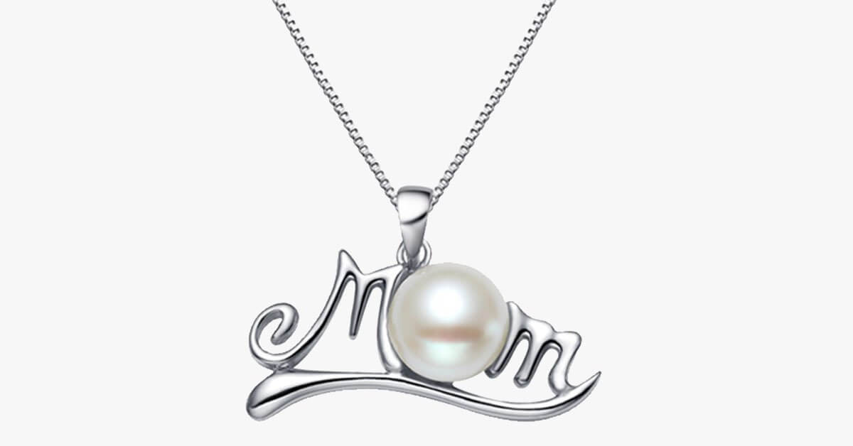 Pearl Mom Necklace