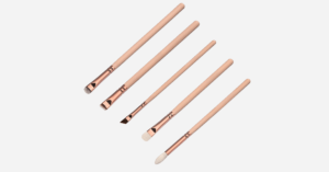 Princess Makeup Brush Set Of 8 With Rose Gold And Beige Handles Makes You Look And Feel Like A Princess