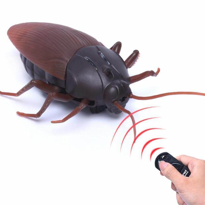 Remote Control Cockroach Electronic Fake Prank Rc Toy