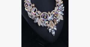 Shine Crystal Flower Necklace