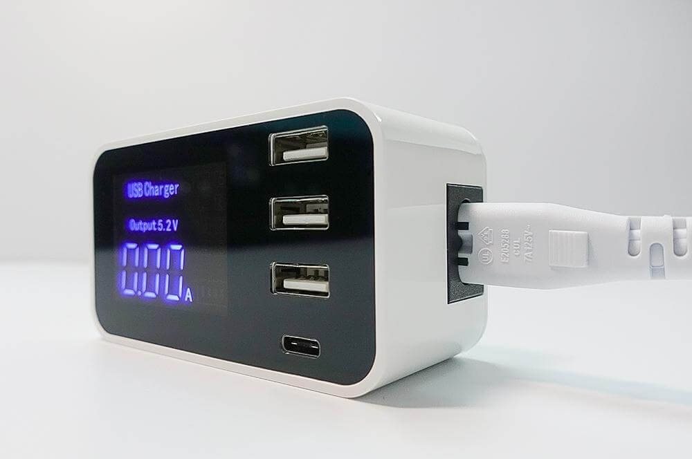 Smarter 4 Port Usb Type C Quick Charge Station With Digital Display