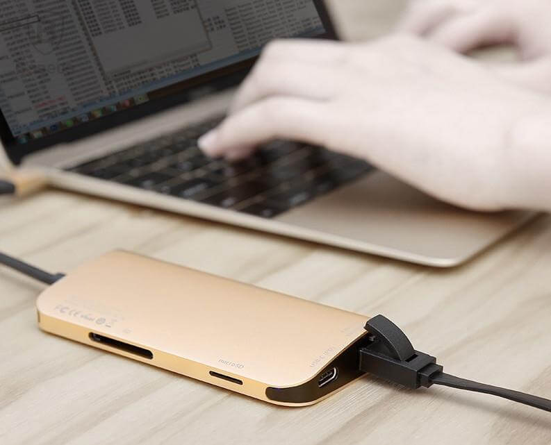 The Premium 7 In 1 Type C Hub To Get Your Macbook Ports Back