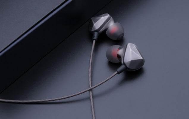 Upgrade The Way You Rock Out With Durable Comfortable Earphones
