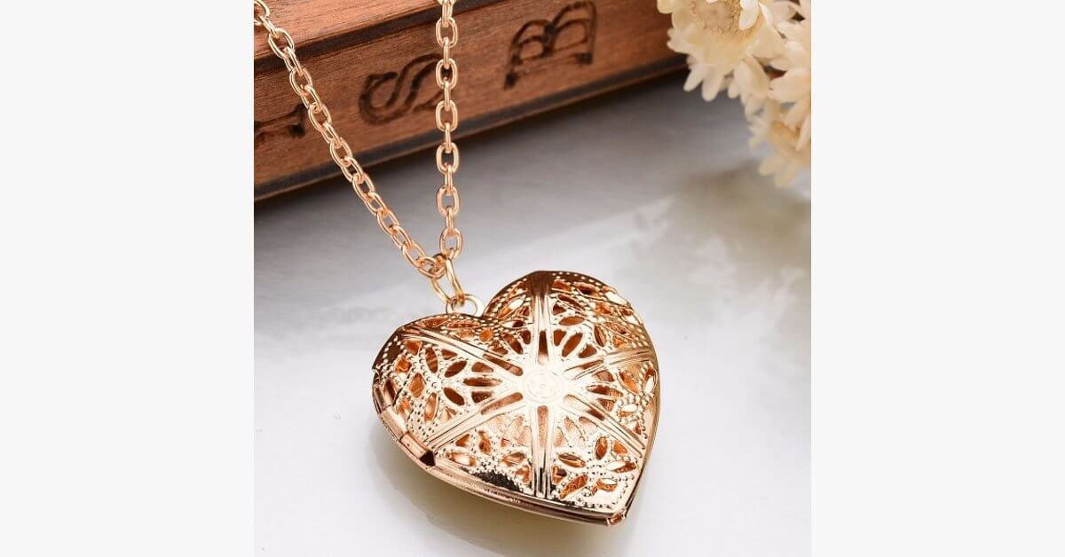 Valentine S Love Pendant Necklace Intricately Designed With Floral Detailing And Has A Motif Locket Cover