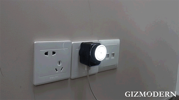 Dual USB Wall Plug That Glows