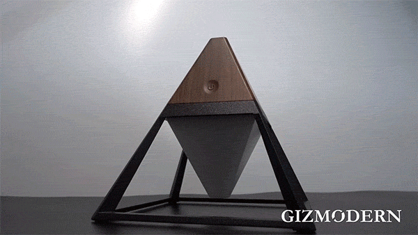 Pyramid-inspired USB Table Lamp to Enhance Your Interior – When Modern Convenience Meets Retro Chic