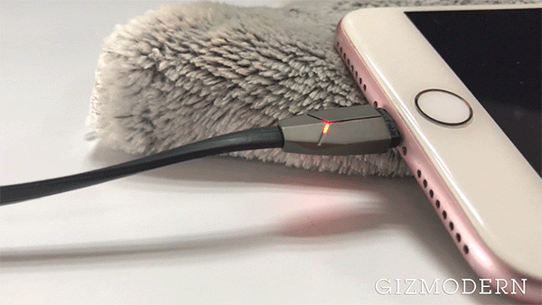 Smart Lightning Cable Inspired by Alienware