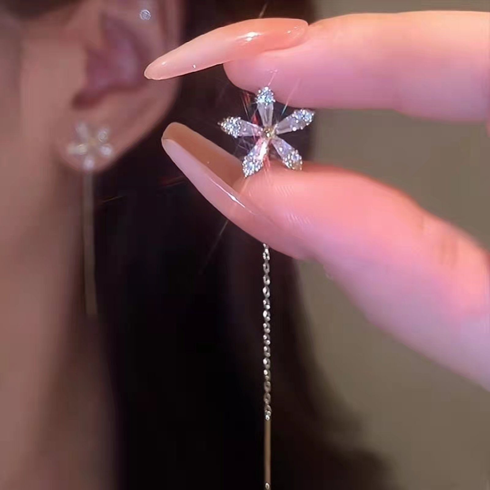 LAST DAY 70% OFF - Shiny Diamond Flower Earrings