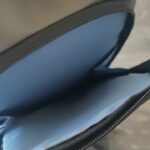 UzoBag - USB charging sport sling Anti-theft shoulder bag