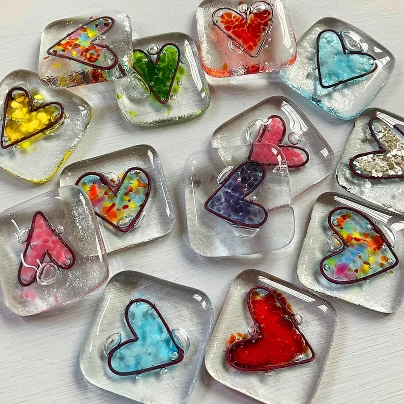 Last day 70% OFF-Fused Glass Heart Pocket Token